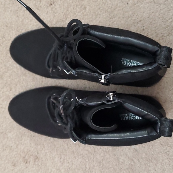 Michael Kors boots size 8.5M NWOT - Picture 15 of 16
